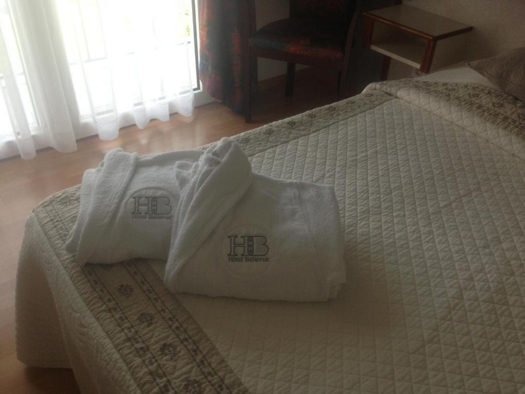 Bellevue Hotel Châtel-Guyon Quarto foto